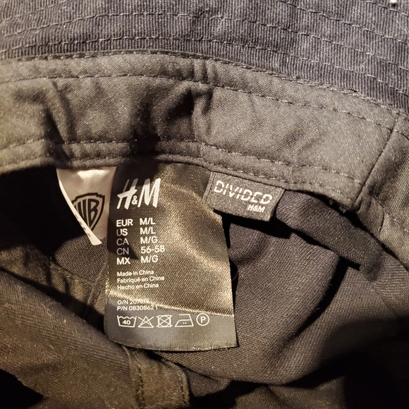 Tom and Jerry Bucket Hat - Picture 3 of 3